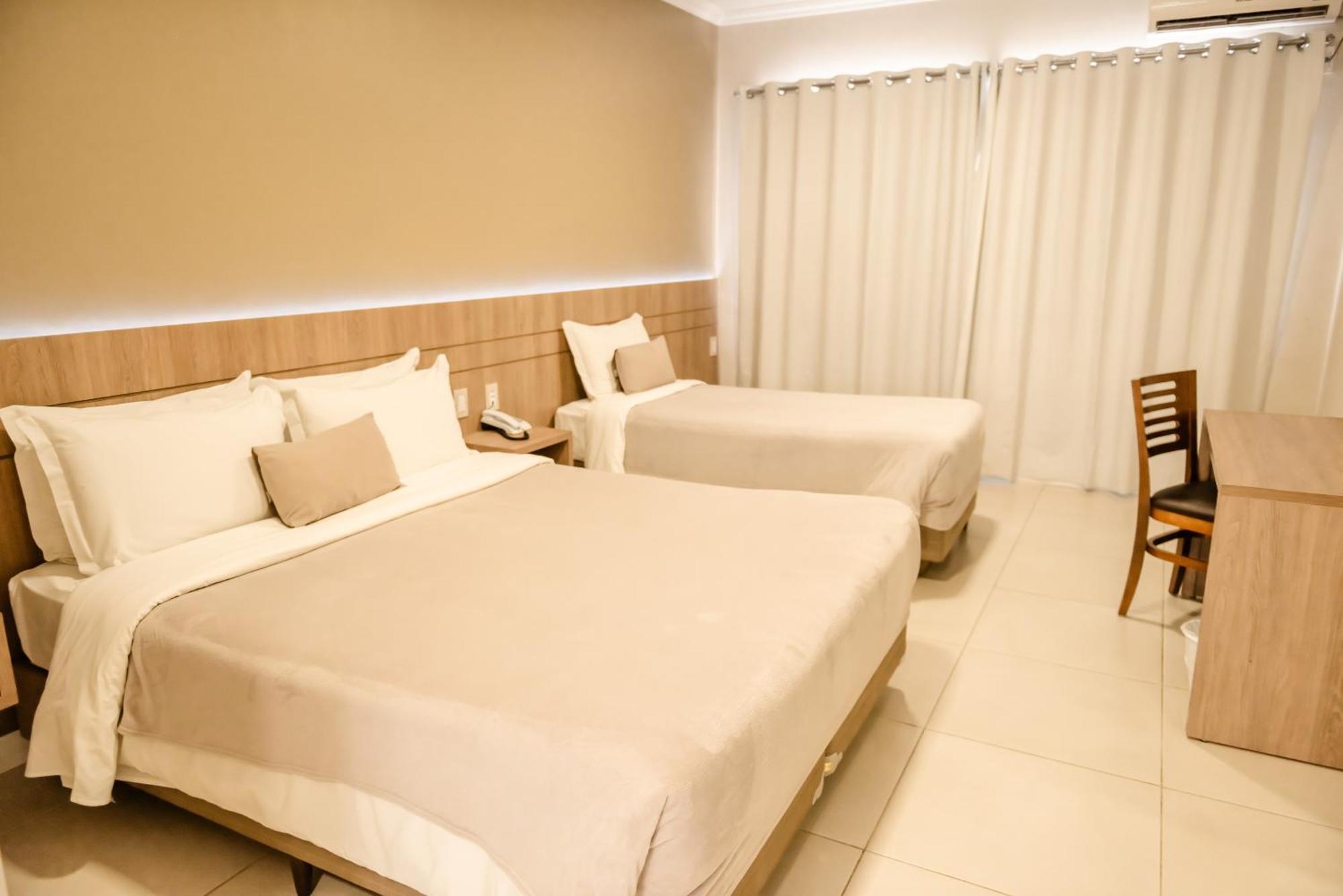 Confort Fronteira Hotel Santana do Livramento Esterno foto